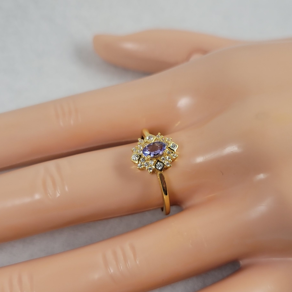 Antique Style 1/4ct Natural Tanzanite Ring - Picture 11 of 16